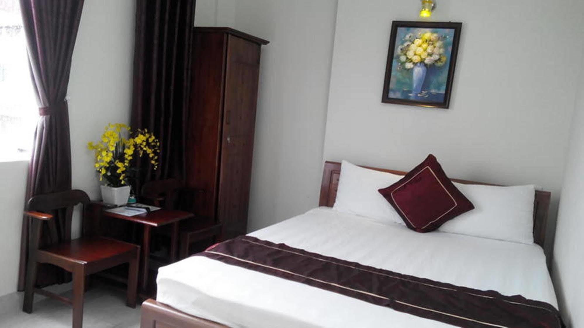 Hung Phat Hotel Da Nang Esterno foto